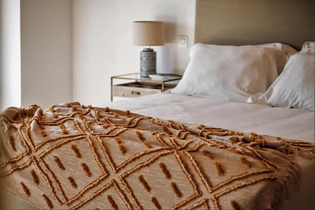 Casa Do Santo - Wine & Tourism Farm stay Provesende