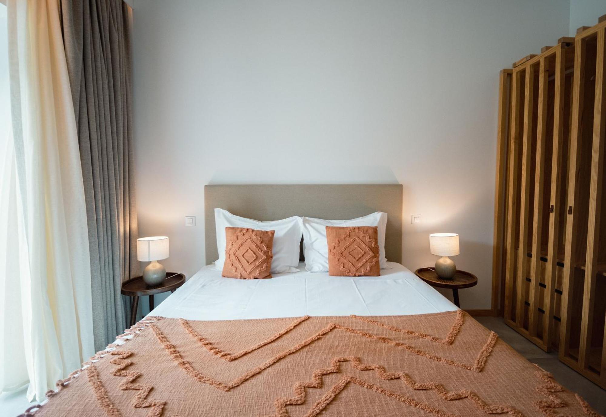 Farm stay Casa Do Santo - Wine & Tourism Provesende